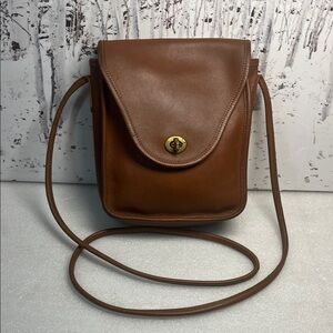 Laura USA Leather Purse